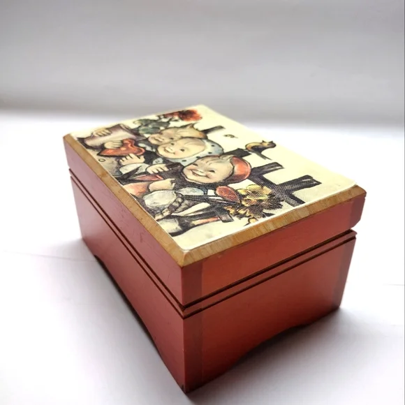 Thoren Vintage Swiss Music Box - Picture 3 of 9